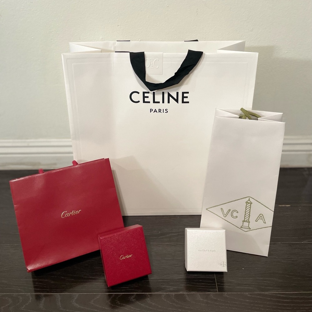 🧡SOLD🧡 Designer shopping bags n boxes